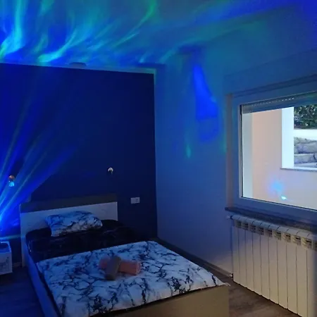 D&j 2 Apartment *